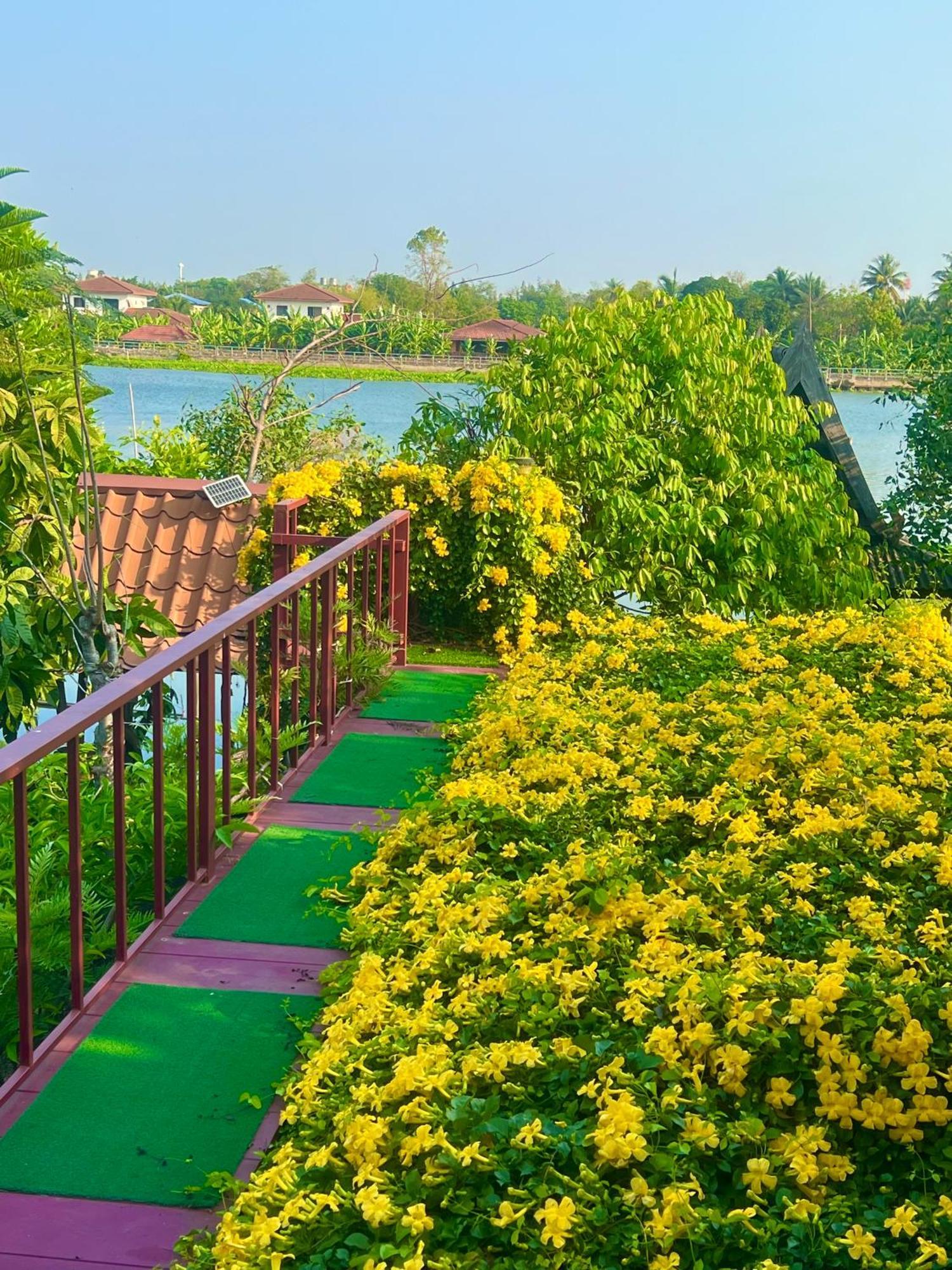 Mrt Riverside Sampran มิสเตอร์ที โฮมสเตย์-ช้องนาง 外观 照片